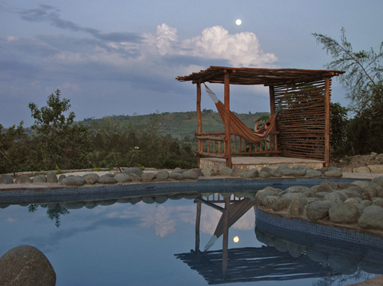 KYAMBURA GORGE SAFARI LODGE